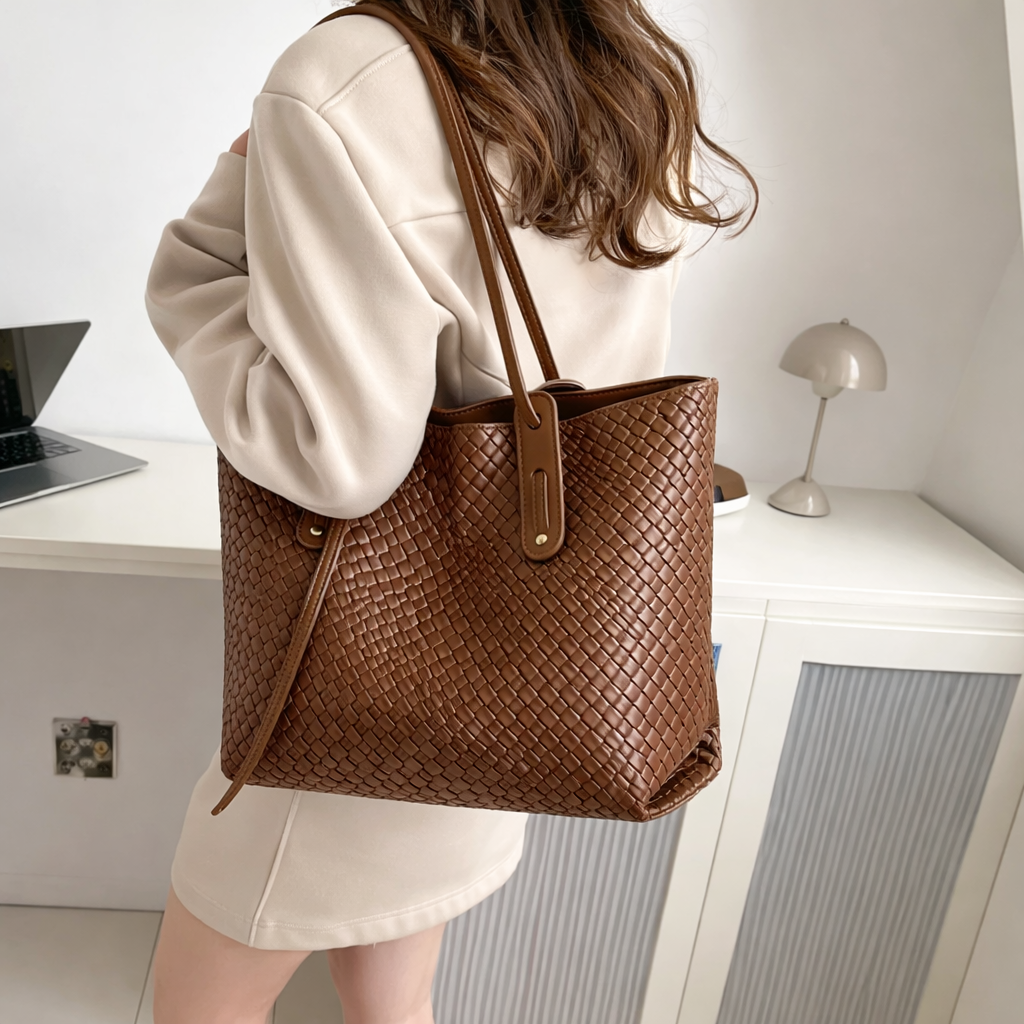 Phelyne Modern Carryall